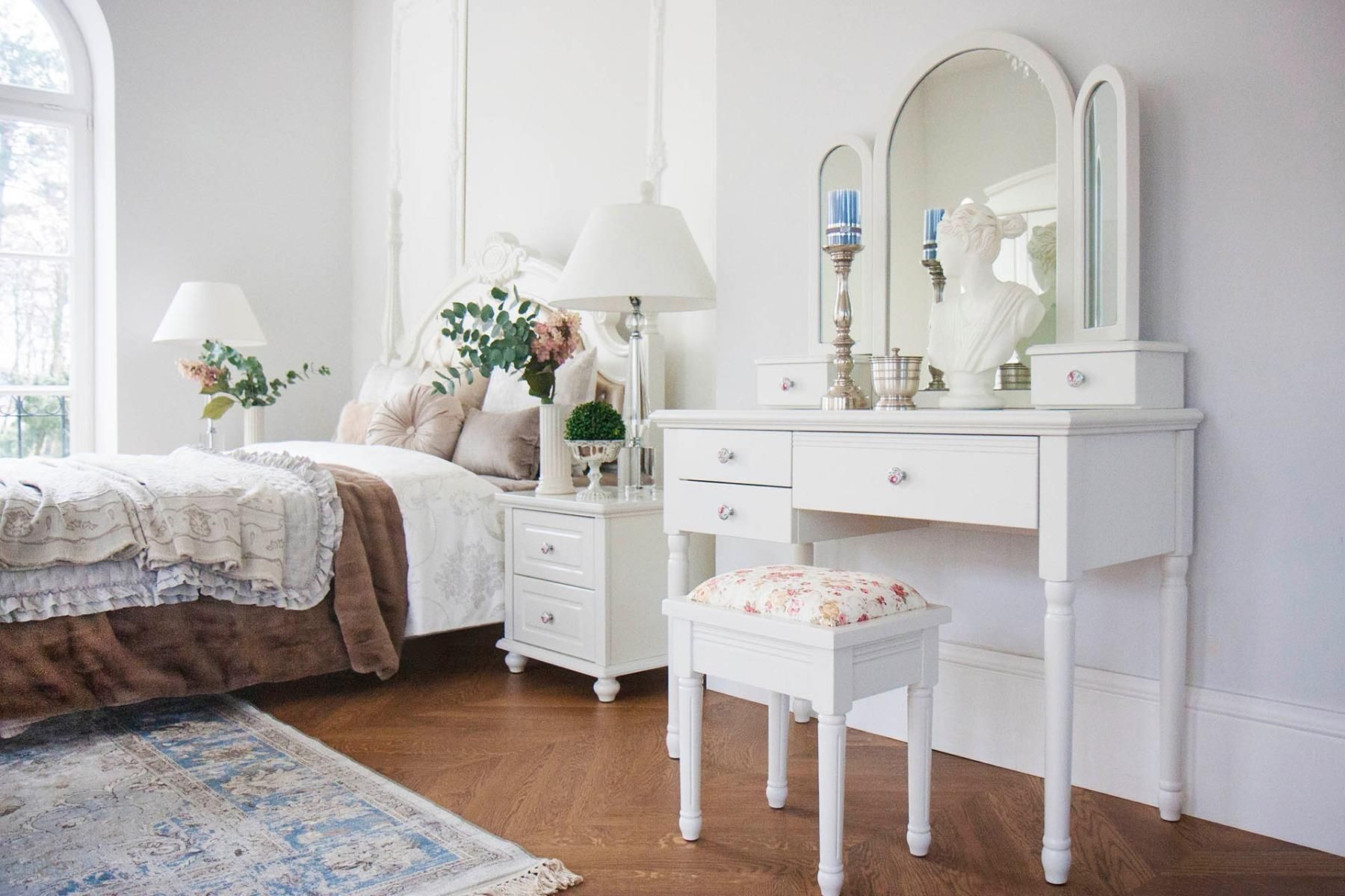 i-bemondi-toaletka-z-lustrem-victoria-808